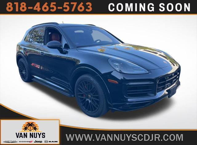 2022 Porsche Cayenne GTS 2022 Porsche Cayenne GTS