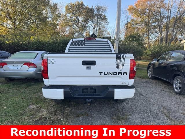 2019 Toyota Tundra SR5 5.7L V8 2019 Toyota Tundra SR5 5.7L V8
