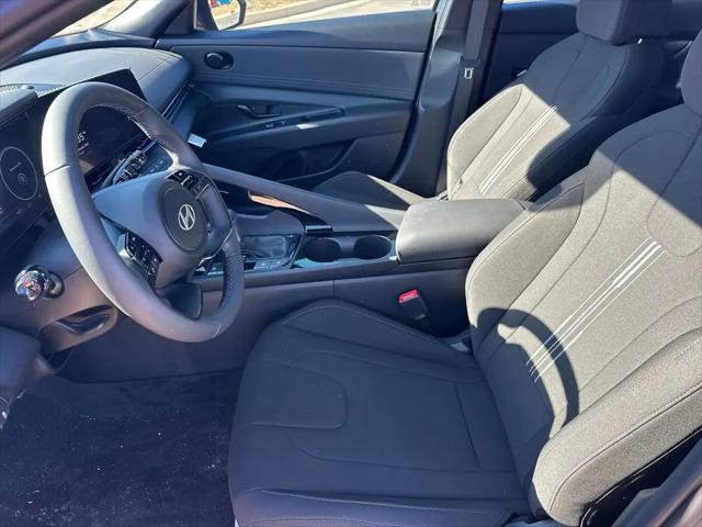 2025 Hyundai Elantra Hybrid SEL Sport