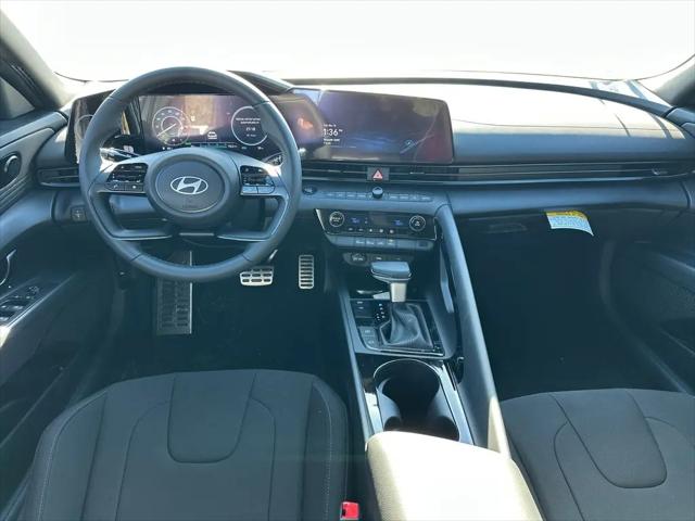 2025 Hyundai Elantra Hybrid SEL Sport
