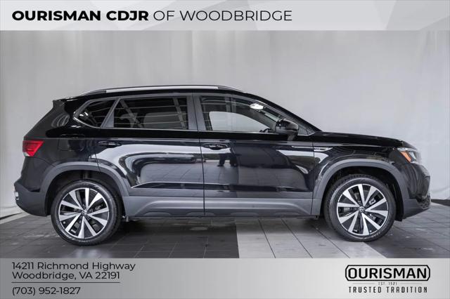 2023 Volkswagen Taos 1.5T SE 2023 Volkswagen Taos 1.5T SE