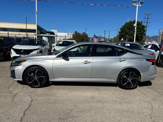 2023 Nissan Altima SR FWD 2023 Nissan Altima SR FWD