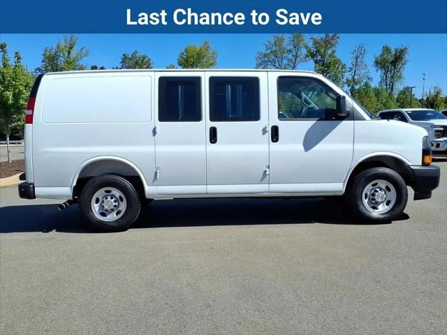 2025 Chevrolet Express Cargo Van RWD 2500 Regular Wheelbase WT