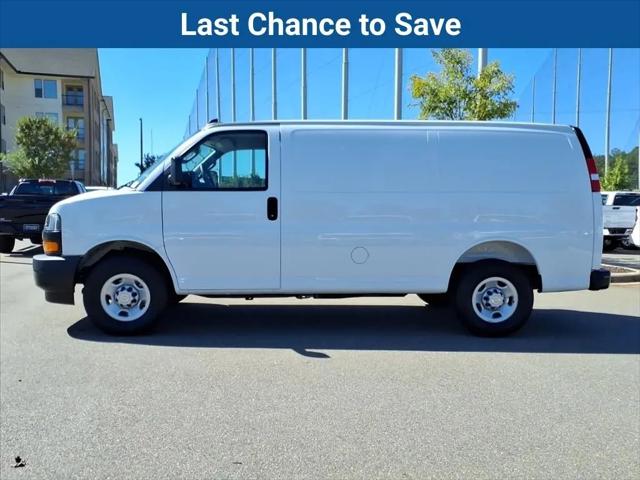 2025 Chevrolet Express Cargo Van RWD 2500 Regular Wheelbase WT