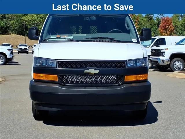 2025 Chevrolet Express Cargo Van RWD 2500 Regular Wheelbase WT