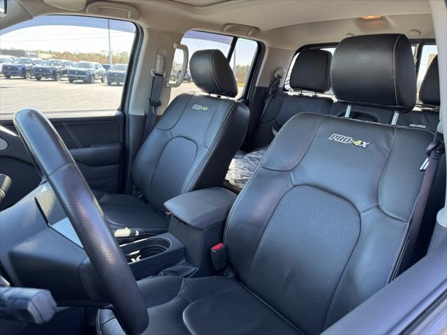 2020 Nissan Frontier Crew Cab PRO-4X 4x4 2020 Nissan Frontier Crew Cab PRO-4X 4x4