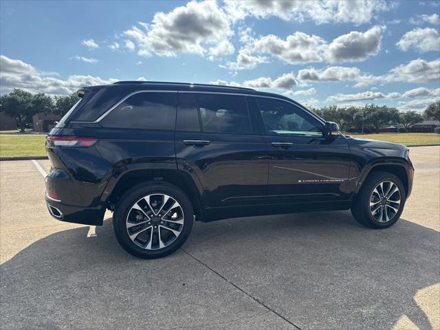 2023 Jeep Grand Cherokee Overland 4x4 2023 Jeep Grand Cherokee Overland 4x4