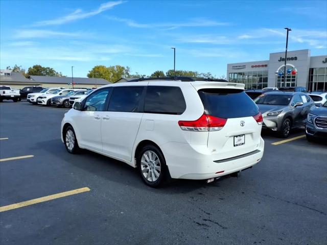 2014 Toyota Sienna XLE 7 Passenger 2014 Toyota Sienna XLE 7 Passenger
