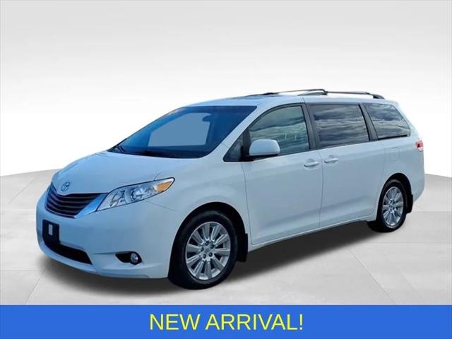 2014 Toyota Sienna XLE 7 Passenger 2014 Toyota Sienna XLE 7 Passenger