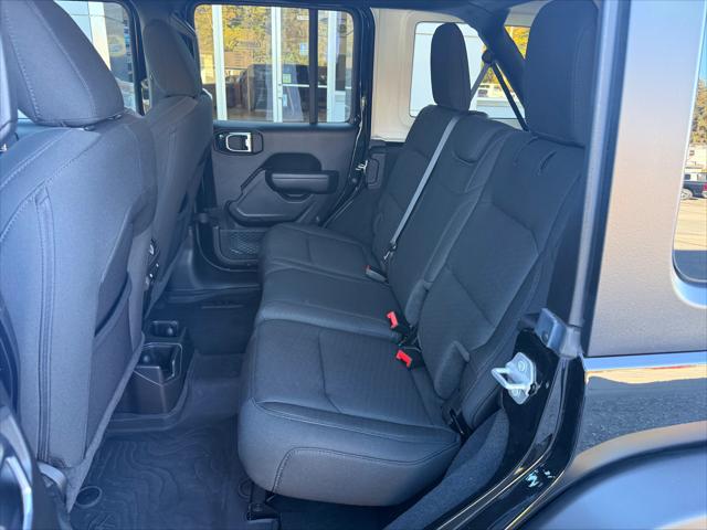 2023 Jeep Wrangler 4-Door Willys 4x4