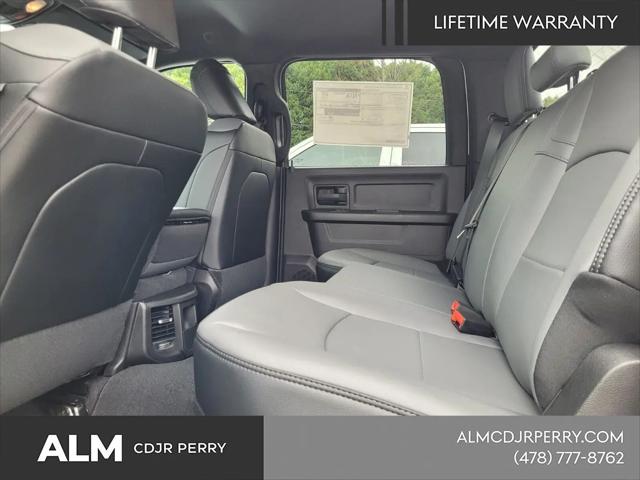 2026 Ram 2500 Tradesman Crew Cab 4x4 8' Box