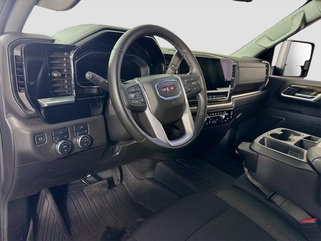 2024 GMC Sierra 2500HD 4WD Crew Cab Standard Bed SLE 2024 GMC Sierra 2500HD 4WD Crew Cab Standard Bed SLE