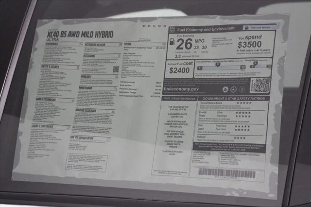 2026 Volvo XC40 Ultra, B5 AWD Gas (mild hybrid), Dark