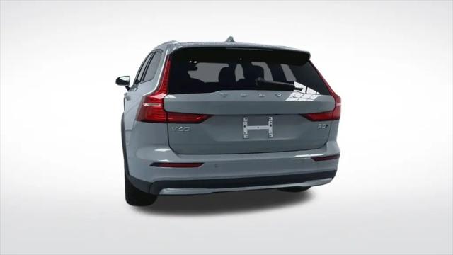 2026 Volvo V60 Cross Country Ultra, B5 AWD Gas (mild hybrid)