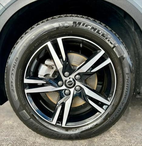 2023 Volvo XC40 B5 Core