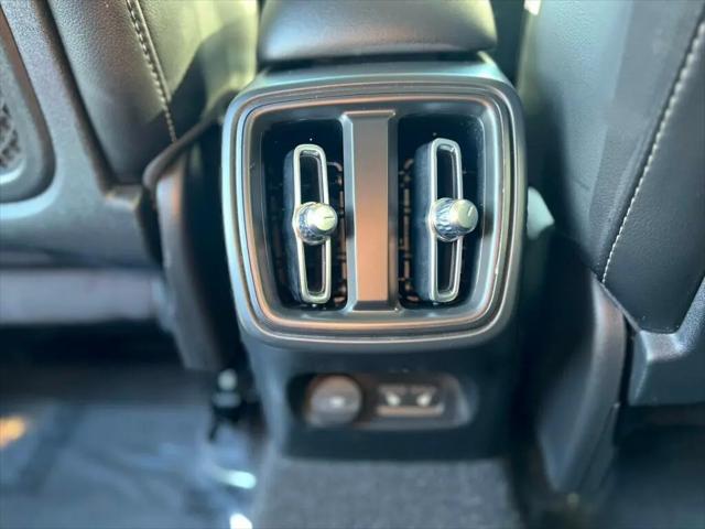 2023 Volvo XC40 B5 Core