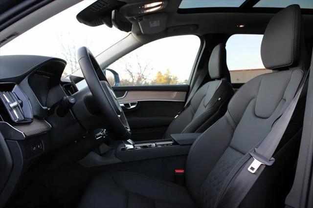 2026 Volvo XC90 Plug-In Hybrid Core, T8 AWD, Electric/Gasoline, Bright, 7 Seats