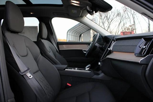 2026 Volvo XC90 Plug-In Hybrid Core, T8 AWD, Electric/Gasoline, Bright, 7 Seats