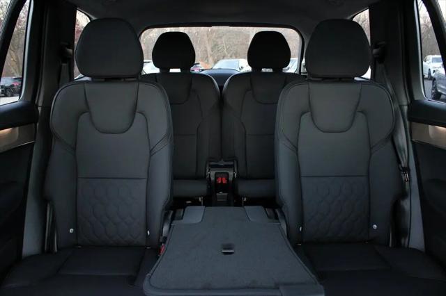 2026 Volvo XC90 Plug-In Hybrid Core, T8 AWD, Electric/Gasoline, Bright, 7 Seats