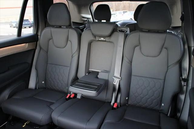 2026 Volvo XC90 Plug-In Hybrid Core, T8 AWD, Electric/Gasoline, Bright, 7 Seats