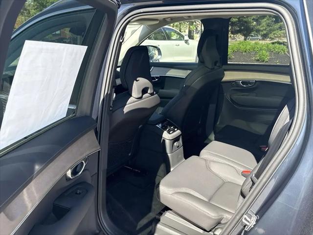2026 Volvo XC90 Plug-In Hybrid Core, T8 AWD, Electric/Gasoline, Bright, 7 Seats