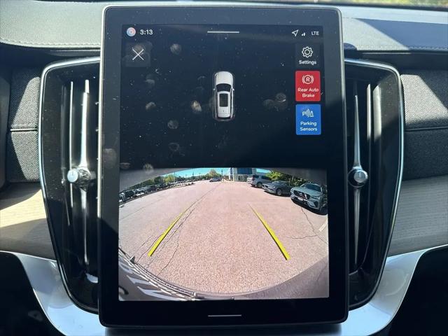 2026 Volvo XC90 Plug-In Hybrid Core, T8 AWD, Electric/Gasoline, Bright, 7 Seats