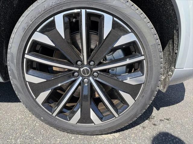 2026 Volvo XC90 Plug-In Hybrid Plus, T8 AWD, Electric/Gasoline, Bright, 7 Seats