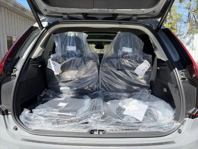 2026 Volvo XC90 Plug-In Hybrid Plus, T8 AWD, Electric/Gasoline, Bright, 7 Seats