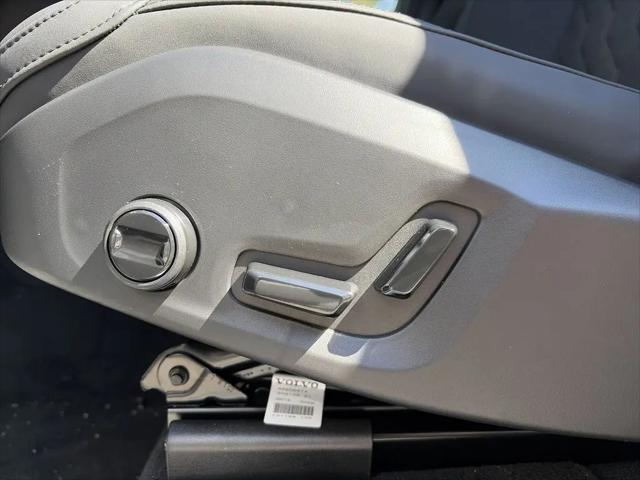 2026 Volvo XC90 Plug-In Hybrid Plus, T8 AWD, Electric/Gasoline, Bright, 7 Seats