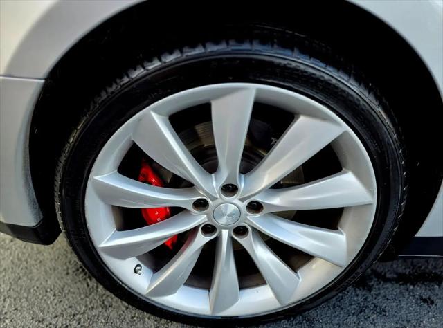 2014 Tesla Model S P85D