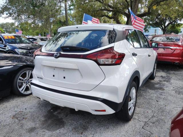 2022 Nissan Kicks S Xtronic CVT
