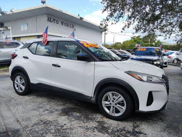 2022 Nissan Kicks S Xtronic CVT