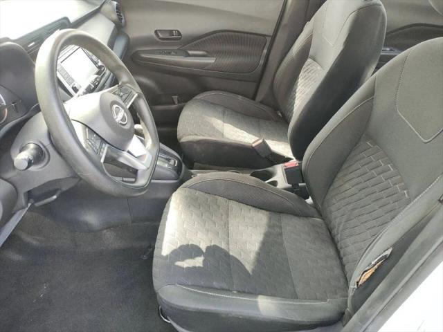 2022 Nissan Kicks S Xtronic CVT