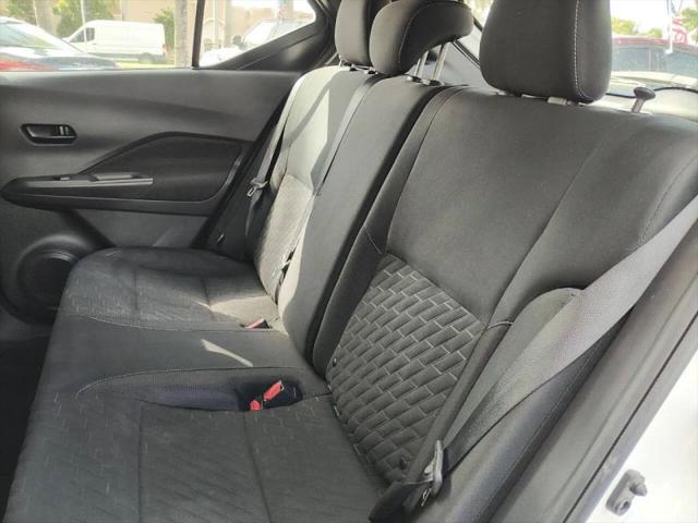 2022 Nissan Kicks S Xtronic CVT