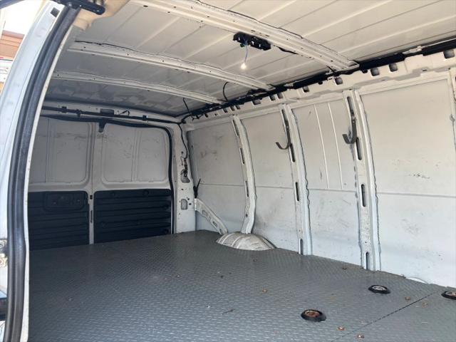 2020 Chevrolet Express Cargo Van RWD 2500 Extended Wheelbase WT