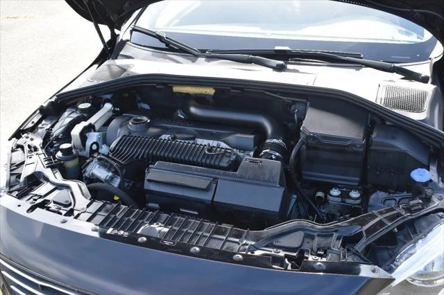 2015 Volvo S60 T5 Premier Plus