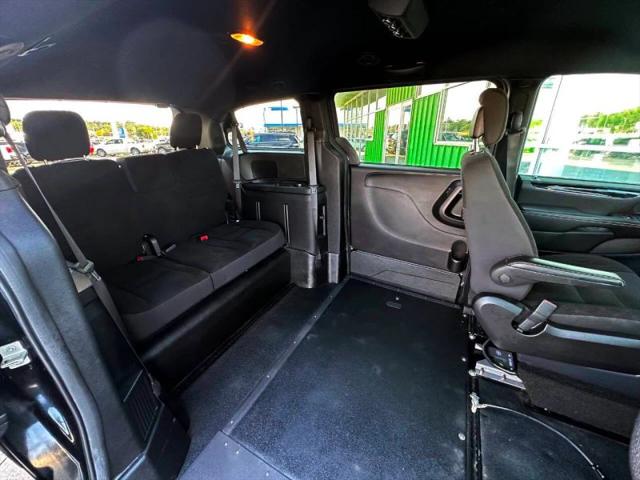 2019 Dodge Grand Caravan SE Plus