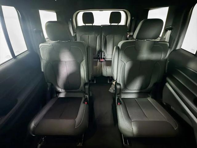 2025 Jeep Grand Cherokee L Laredo X 4x2