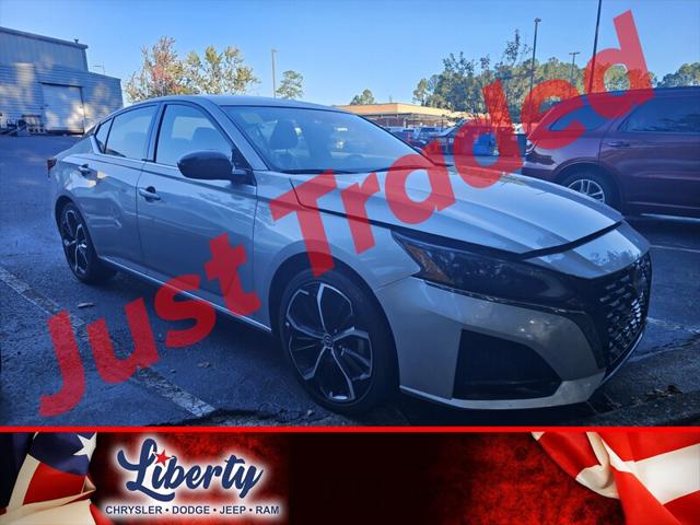 2023 Nissan Altima SR FWD