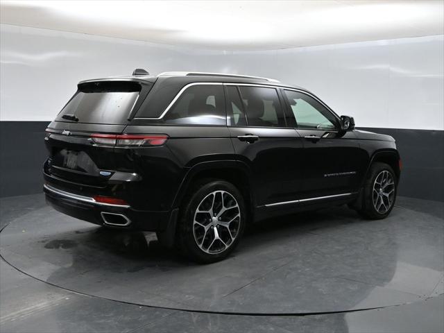 2022 Jeep Grand Cherokee 4xe Summit Reserve 4x4 2022 Jeep Grand Cherokee 4xe Summit Reserve 4x4