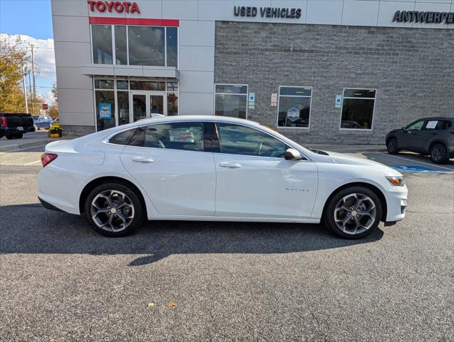 2022 Chevrolet Malibu FWD LT
