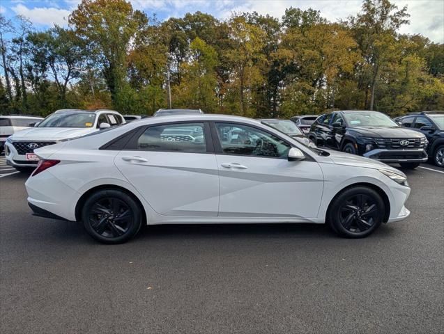 2023 Hyundai Elantra SEL 2023 Hyundai Elantra SEL