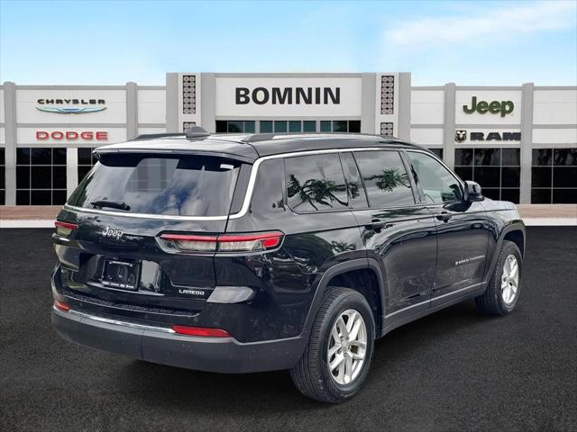 2022 Jeep Grand Cherokee L Laredo 4x2