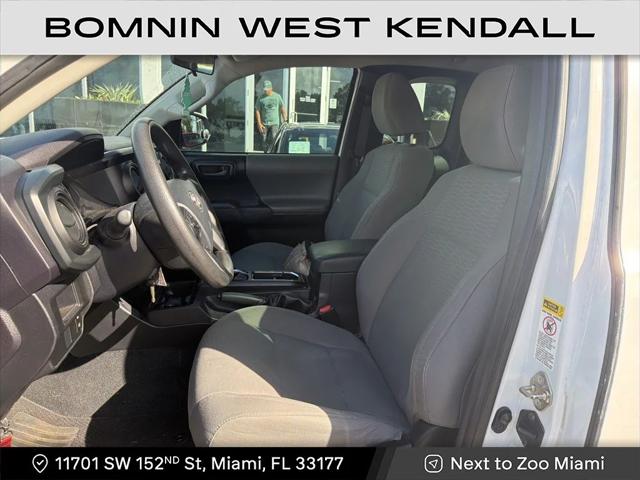 2017 Toyota Tacoma SR 2017 Toyota Tacoma SR