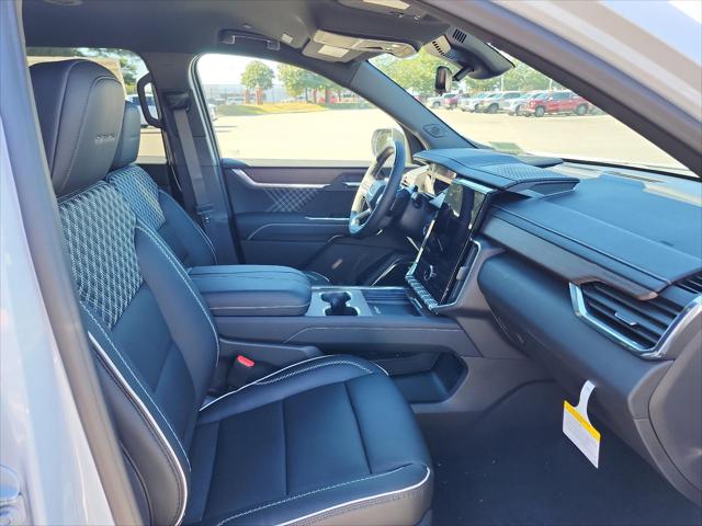 2026 GMC Acadia Denali FWD