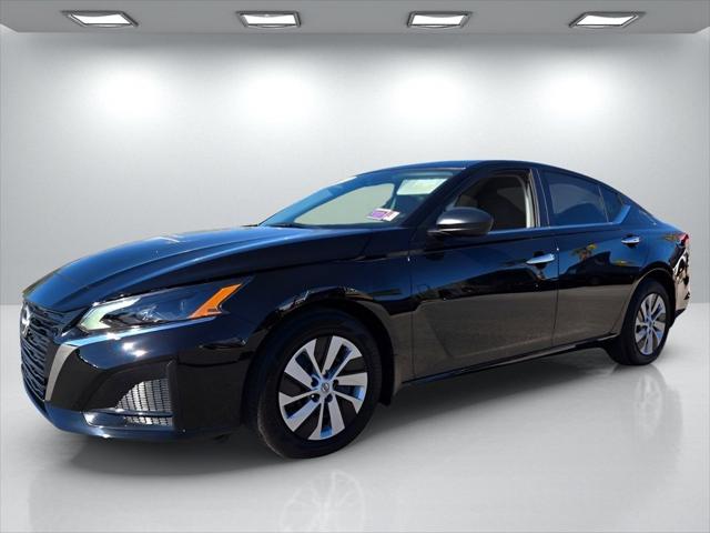 2025 Nissan Altima S FWD