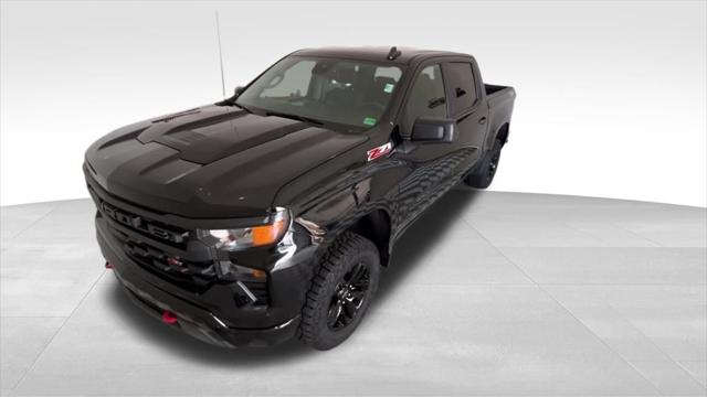 2024 Chevrolet Silverado 1500 4WD Crew Cab Short Bed Custom Trail Boss