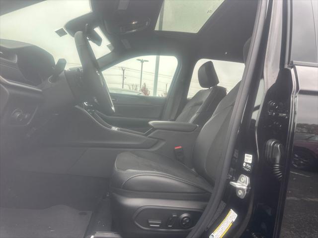 2025 Jeep Grand Cherokee GRAND CHEROKEE ALTITUDE X 4X4 2025 Jeep Grand Cherokee GRAND CHEROKEE ALTITUDE X 4X4