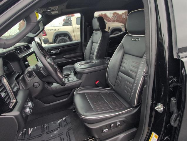 2022 GMC Sierra 1500 4WD Crew Cab Short Box AT4X 2022 GMC Sierra 1500 4WD Crew Cab Short Box AT4X