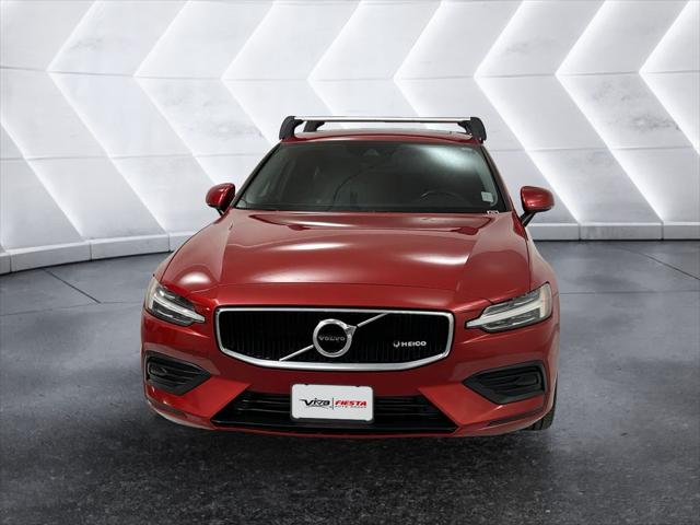 2019 Volvo S60 T6 Momentum 2019 Volvo S60 T6 Momentum